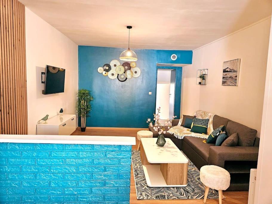 Spacieux Et Charmant Appartement De 47 M2 Charleville-Mézières Exteriör bild